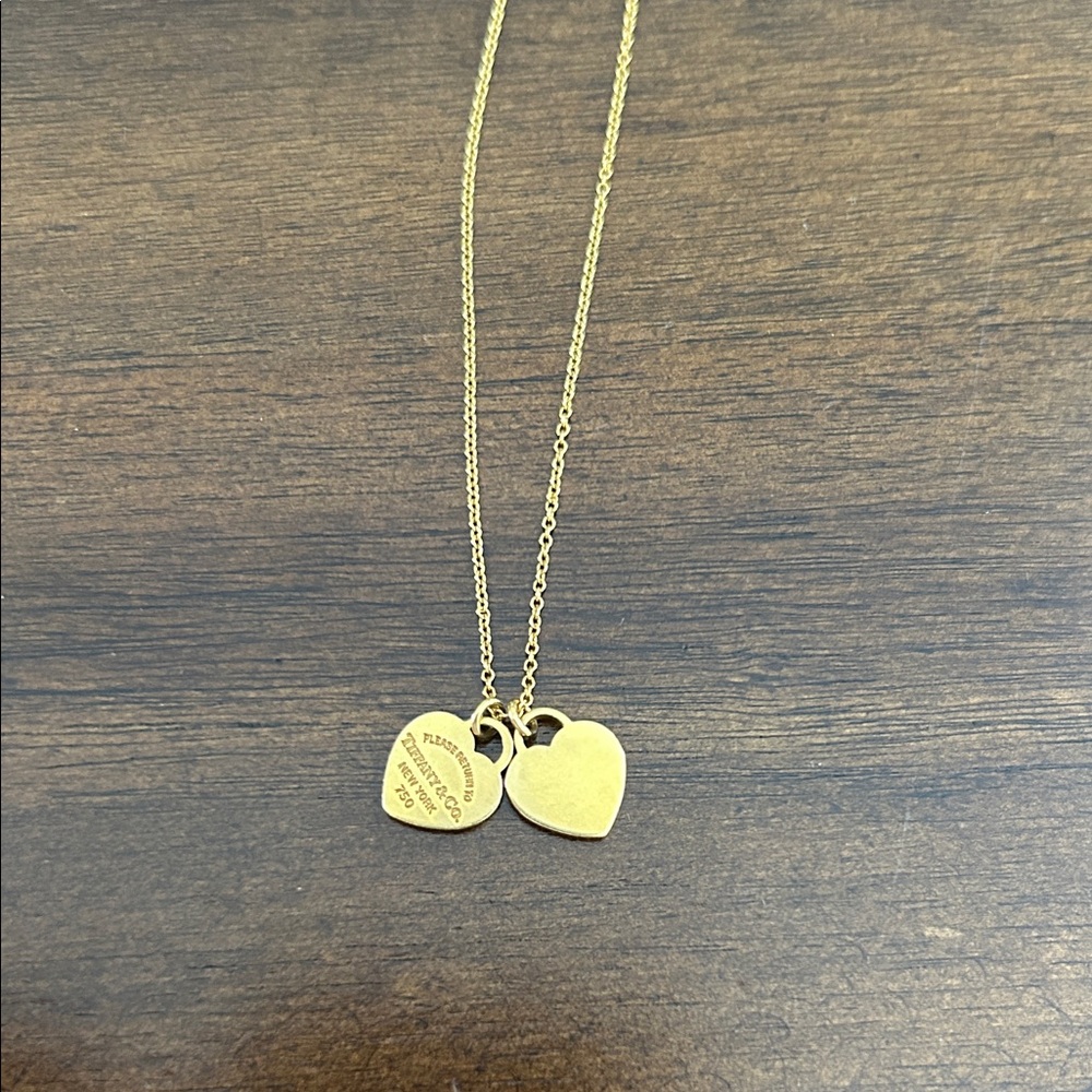 Tiffany & Co Double Heart Tag Pendant in 18K yellow gold Authentic